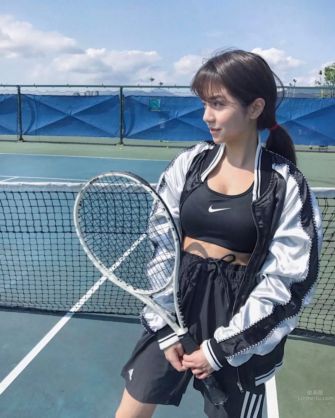 超美混血兒Tia 側面運動照激似小昆淩 21