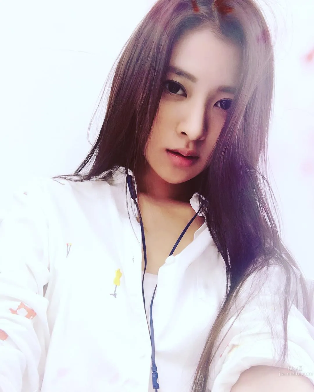 知性氣質美女張子蕾 無辜大眼美照迷死人 13