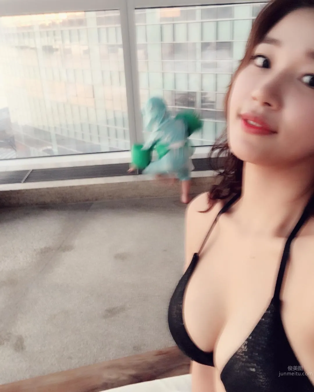 韓國辣媽Ohttomom 身材還能保持成這樣 4