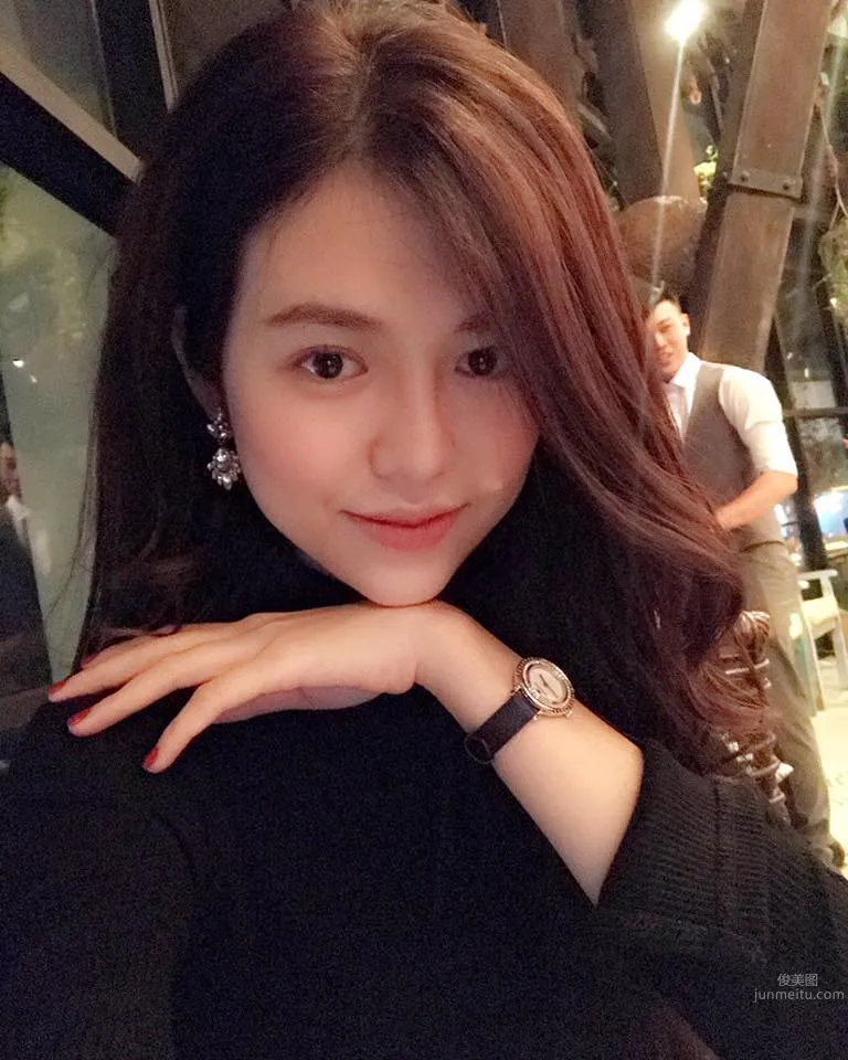 Nghi Nghi，越南也有這麼養眼的禦姐 14