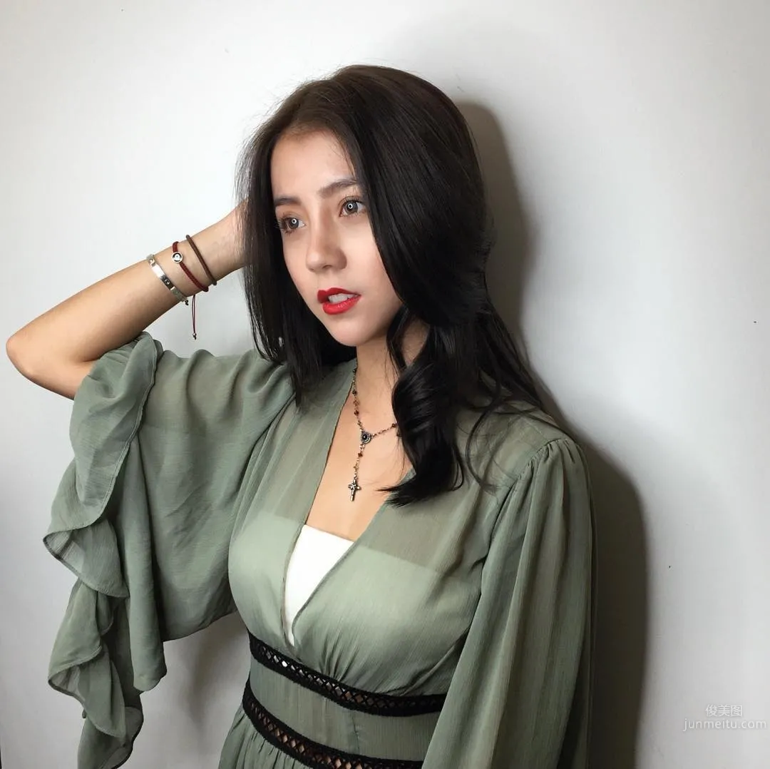 超美混血兒Tia 側面運動照激似小昆淩 10