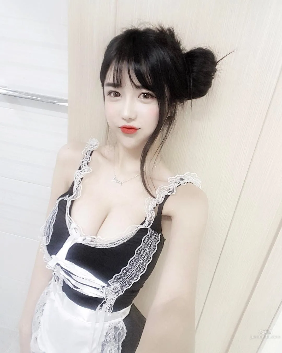 南韓夢幻女神李秀彬，最強視覺沖擊自拍照 11