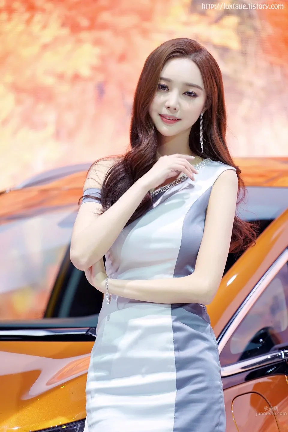 韓國氣質車模鄭恩惠 車展風采美圖寫真 9