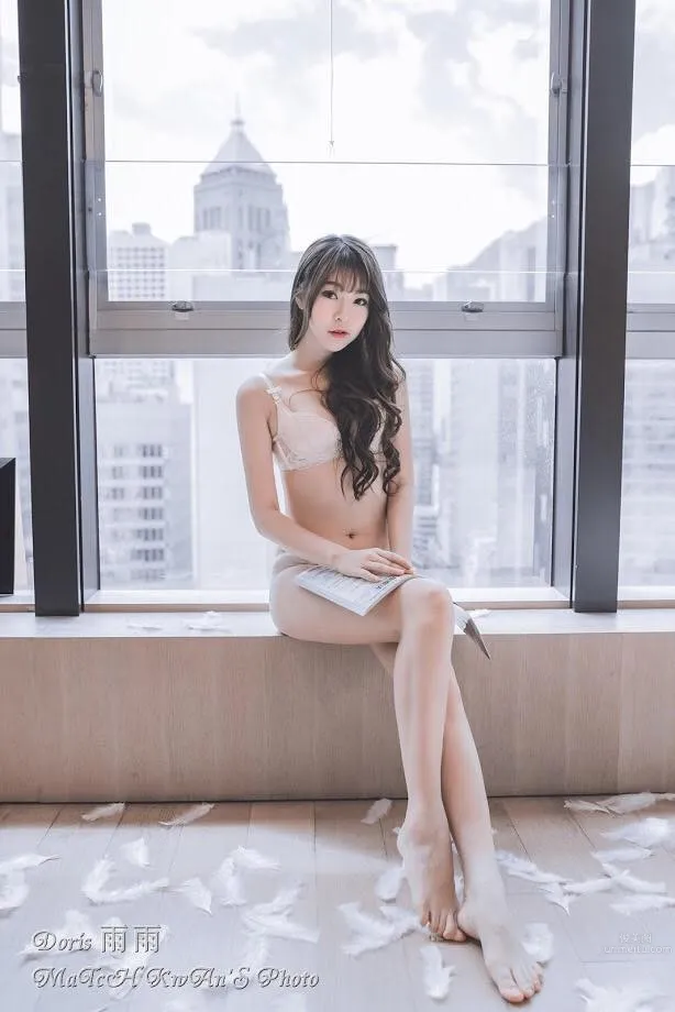 長腿睡美人蔡雨雨 102公分的美腿私房照 17
