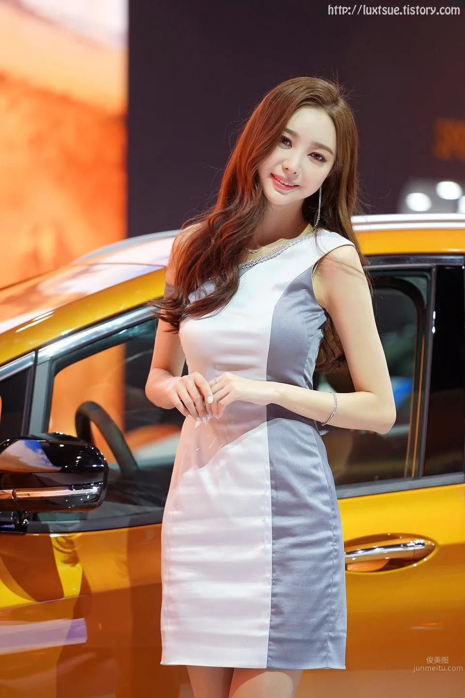 韓國氣質車模鄭恩惠 車展風采美圖寫真 11