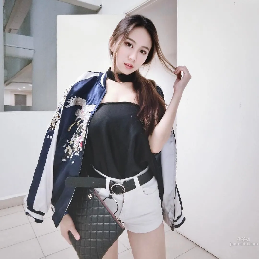 大馬正妹Christine Pang沙灘拍美照 26