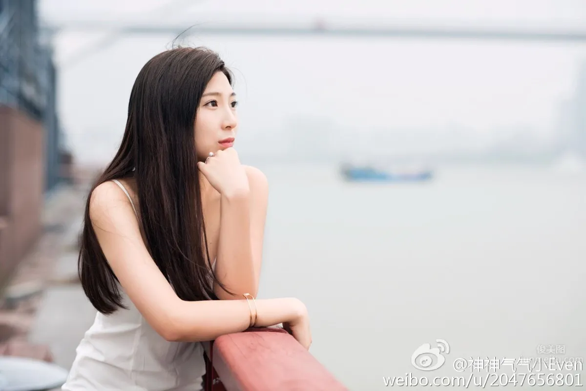 溫柔女孩顧伊雯 時尚微博寫真 19