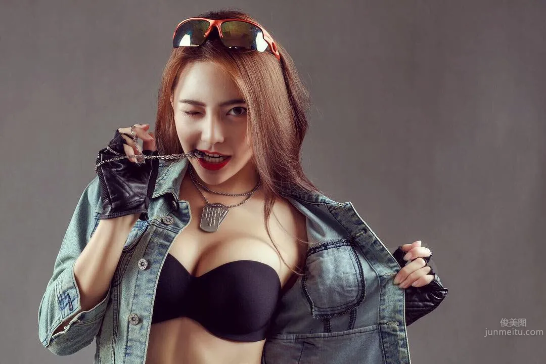 「完美天菜」萱萱Iris 赏心悦目的标准正妹_21