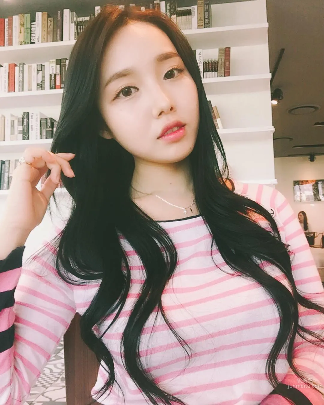 韓國萌妹이유민 完全保不住的好身材 4