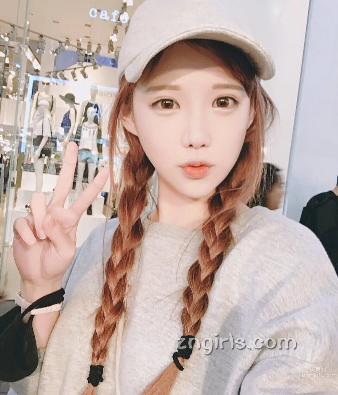 韓國蘿莉料理家素珍 傾心于各種美食小吃 1