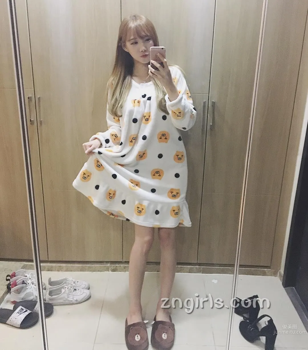 韓國蘿莉料理家素珍 傾心于各種美食小吃 10