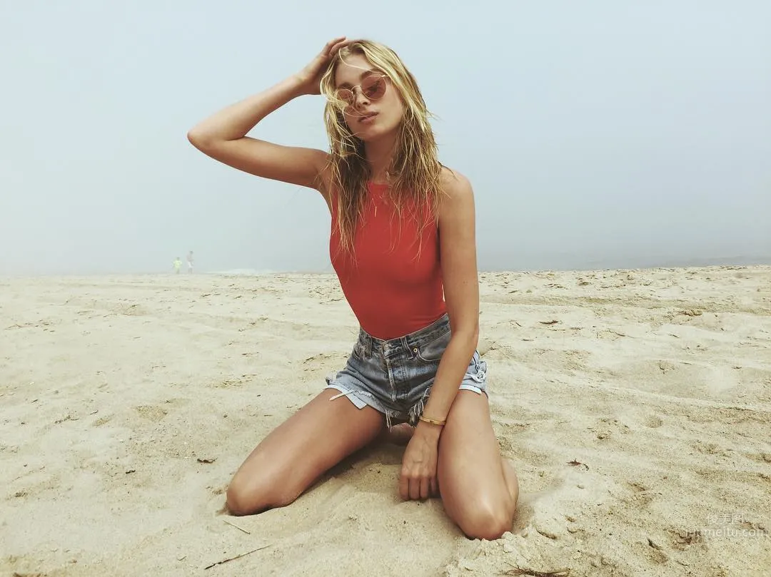 瑞典名模Elsa Hosk 维密天使火辣出镜_11