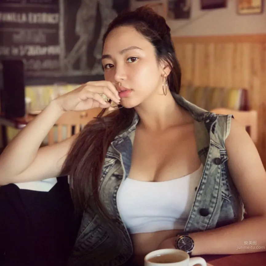 韓國美女博主Bygracekim 運動感十足的私房照 32