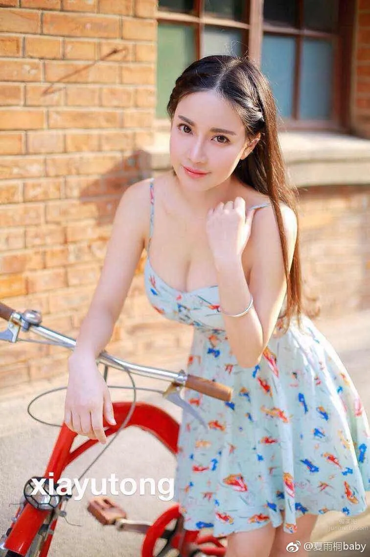 長發美女夏雨桐 唯美系街拍寫真 9