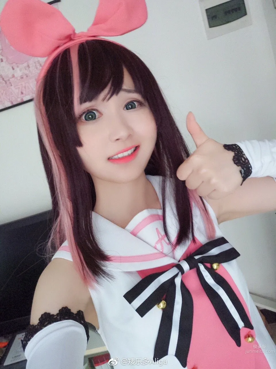 搞怪女孩矮樂多Aliga 突破次元之壁的coser 2