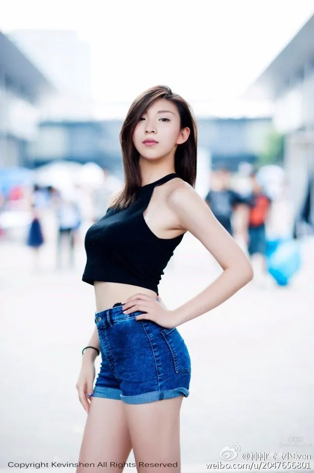 溫柔女孩顧伊雯 時尚微博寫真 28