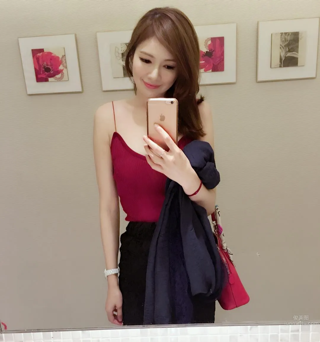 华航空姐Yu Ting Chen 王者荣耀且美貌惊人_4