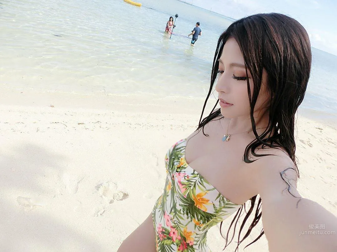 外拍女神陳雨䕕 厭世嬌容私房照 27