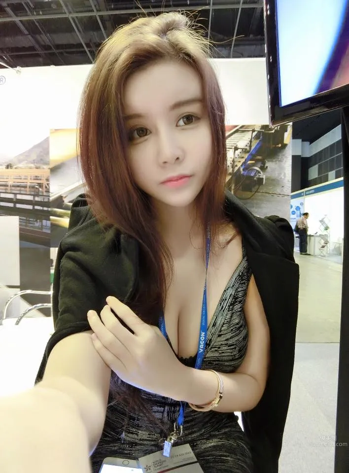 新國正妹Winnie Choo 歐派小隻馬甜美外拍 4
