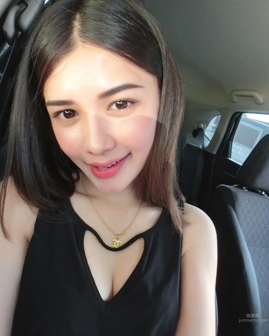 馬國美女尤上人 人美心更美 35