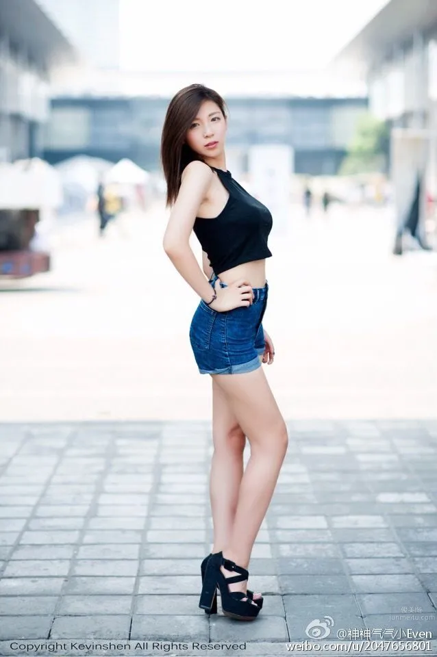 溫柔女孩顧伊雯 時尚微博寫真 30