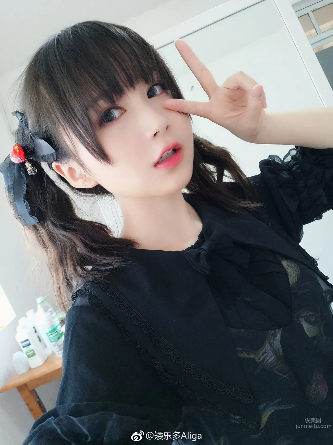搞怪女孩矮樂多Aliga 突破次元之壁的coser 4