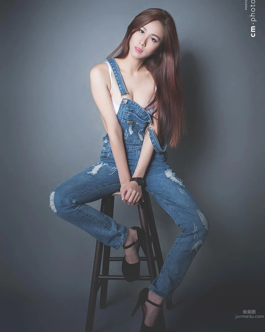 大馬正妹Christine Pang沙灘拍美照 12