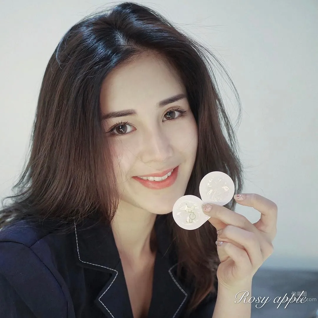 槟城女神Chloe Leong，極品高顔值私房照 9