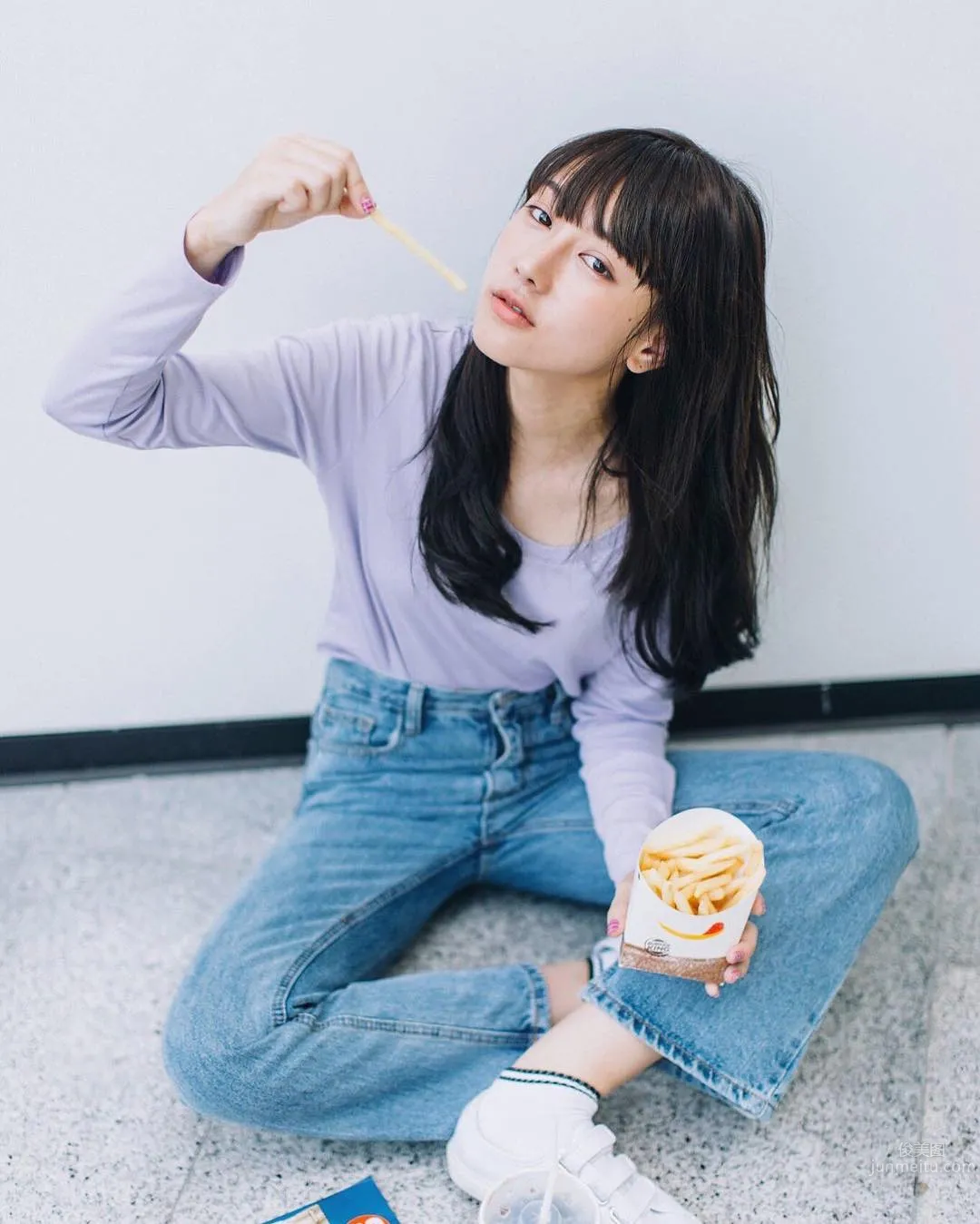 泰国正妹Alyss Sangperng 超清新空灵系美女麻豆_12