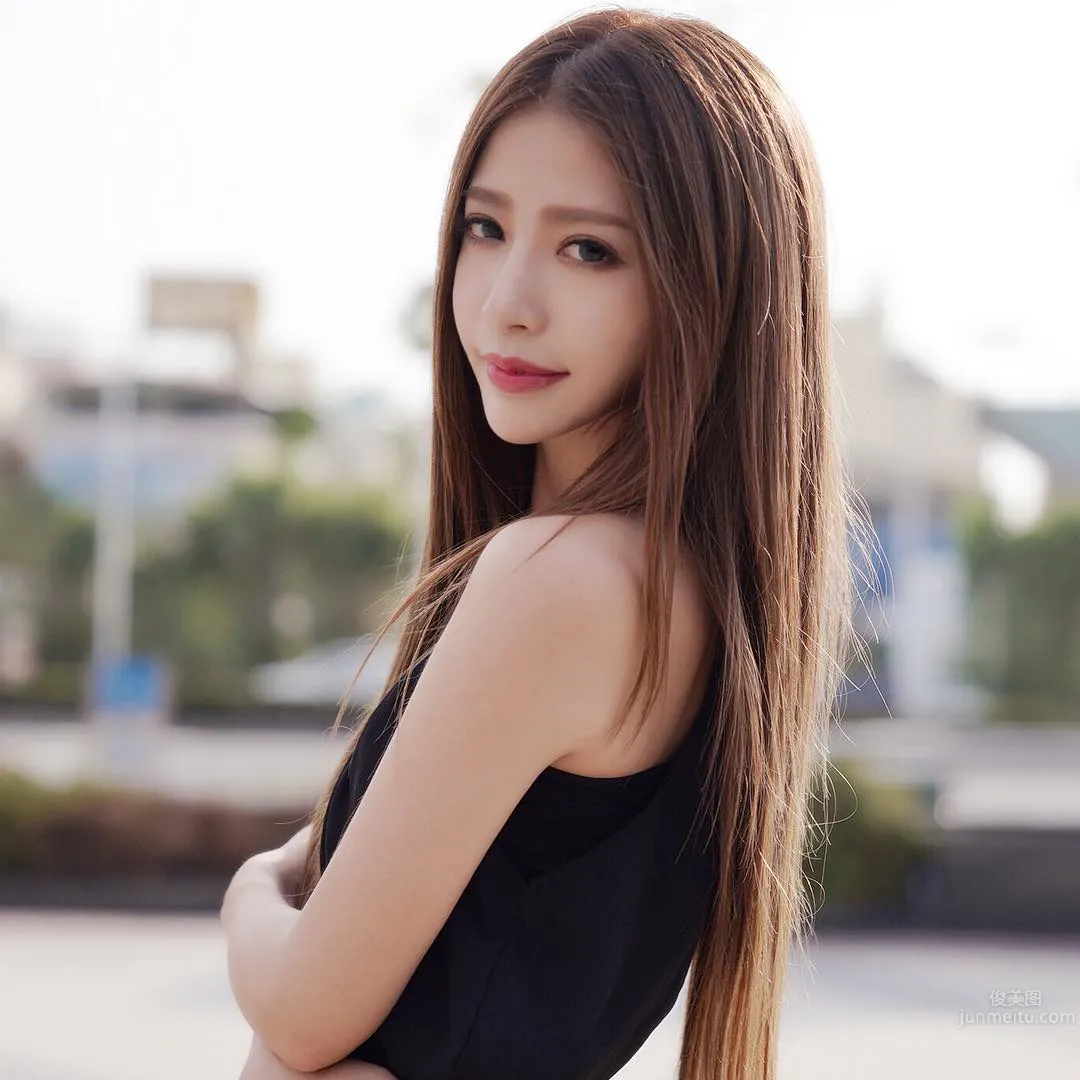 外拍女神陳雨䕕 厭世嬌容私房照 25