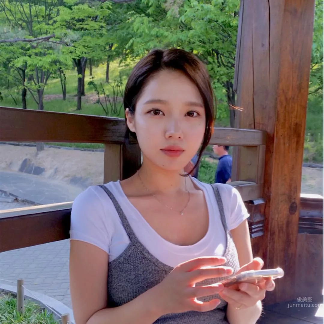 韓國萌妹이유민 完全保不住的好身材 35