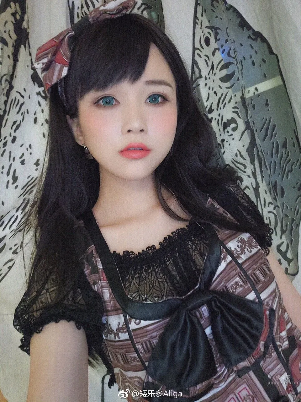 搞怪女孩矮樂多Aliga 突破次元之壁的coser 20