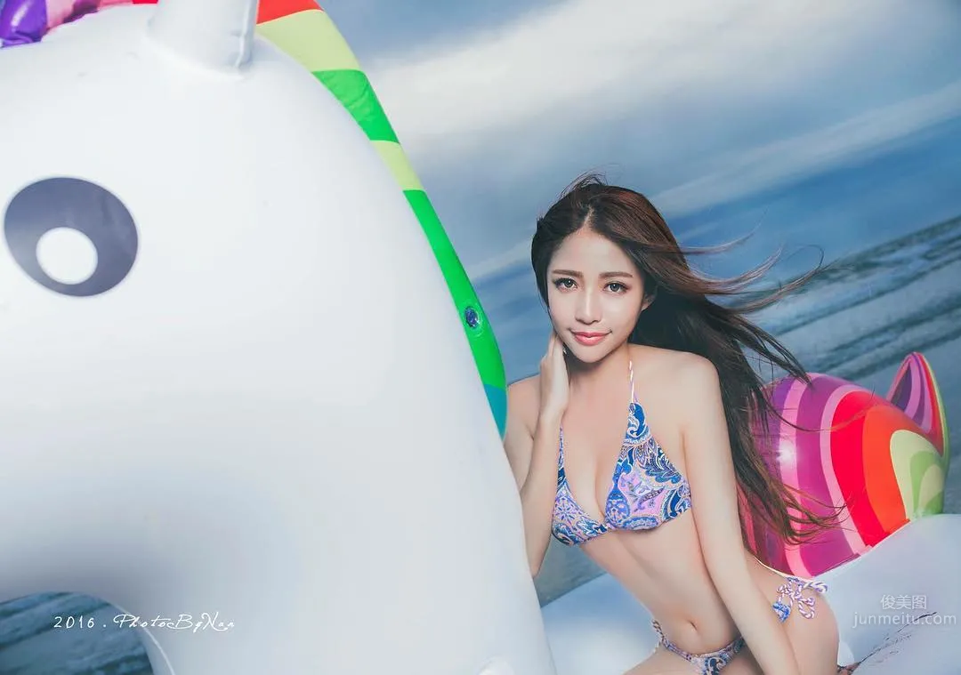 外拍女神陳雨䕕 厭世嬌容私房照 3