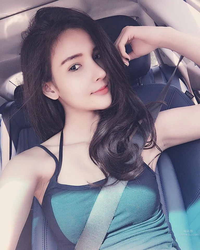 越南正妹Bùi Ngọc 混血五官精緻而脫俗 8