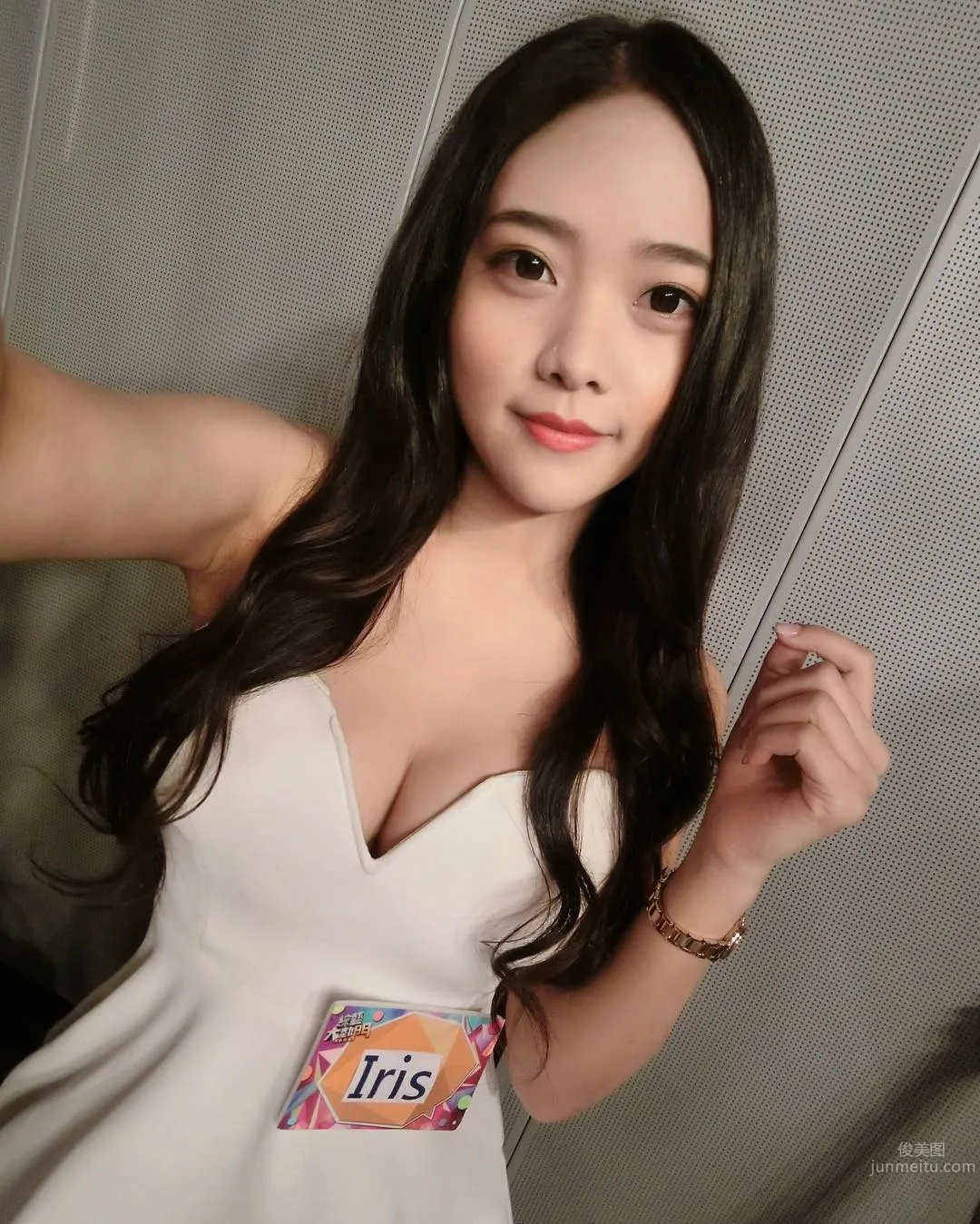 「完美天菜」萱萱Iris 赏心悦目的标准正妹_2