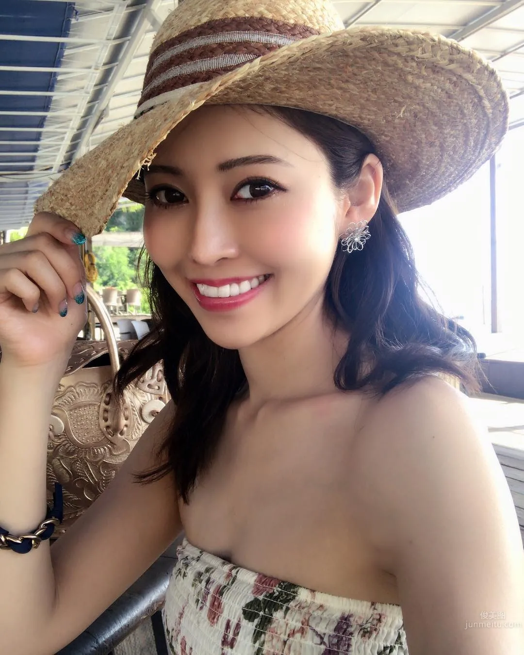 C CHANNEL當紅博主愛美美妝私房照 21