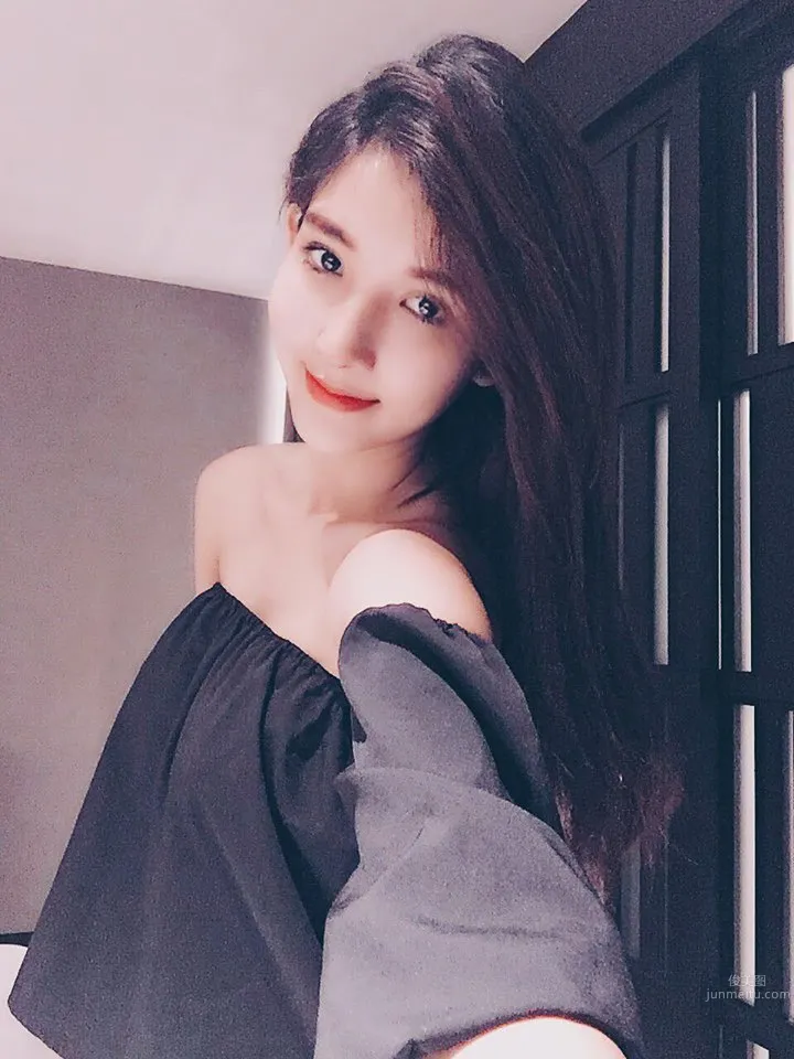 越南正妹Bùi Ngọc 混血五官精緻而脫俗 2