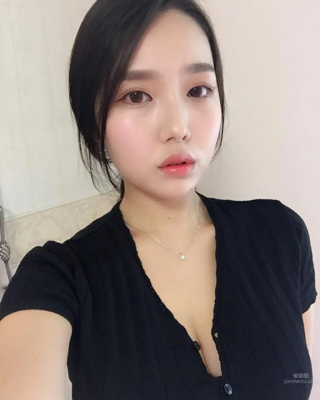 韓國萌妹이유민 完全保不住的好身材 12