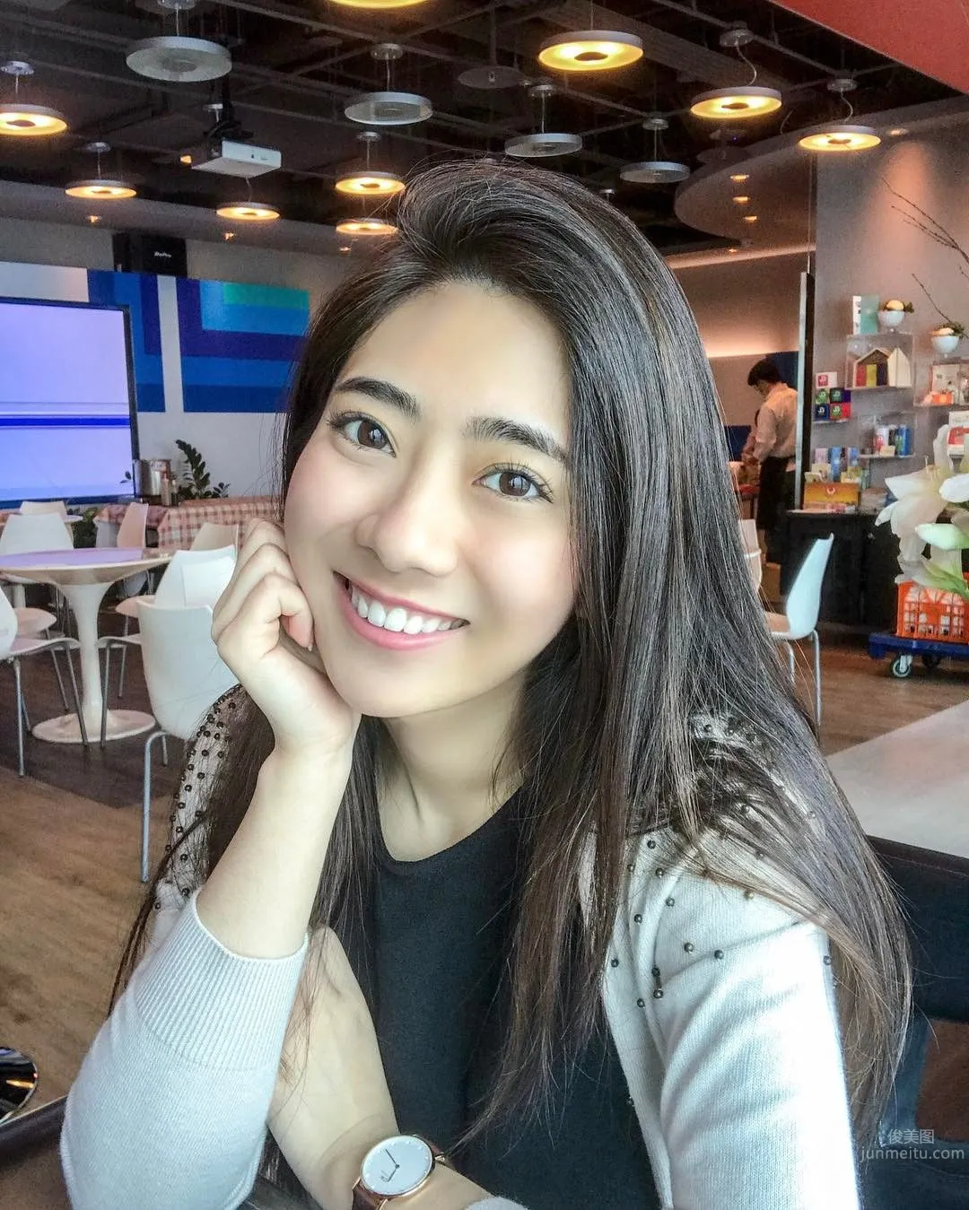 台灣正妹Cady Huang 超兇上圍笑容滿分 14