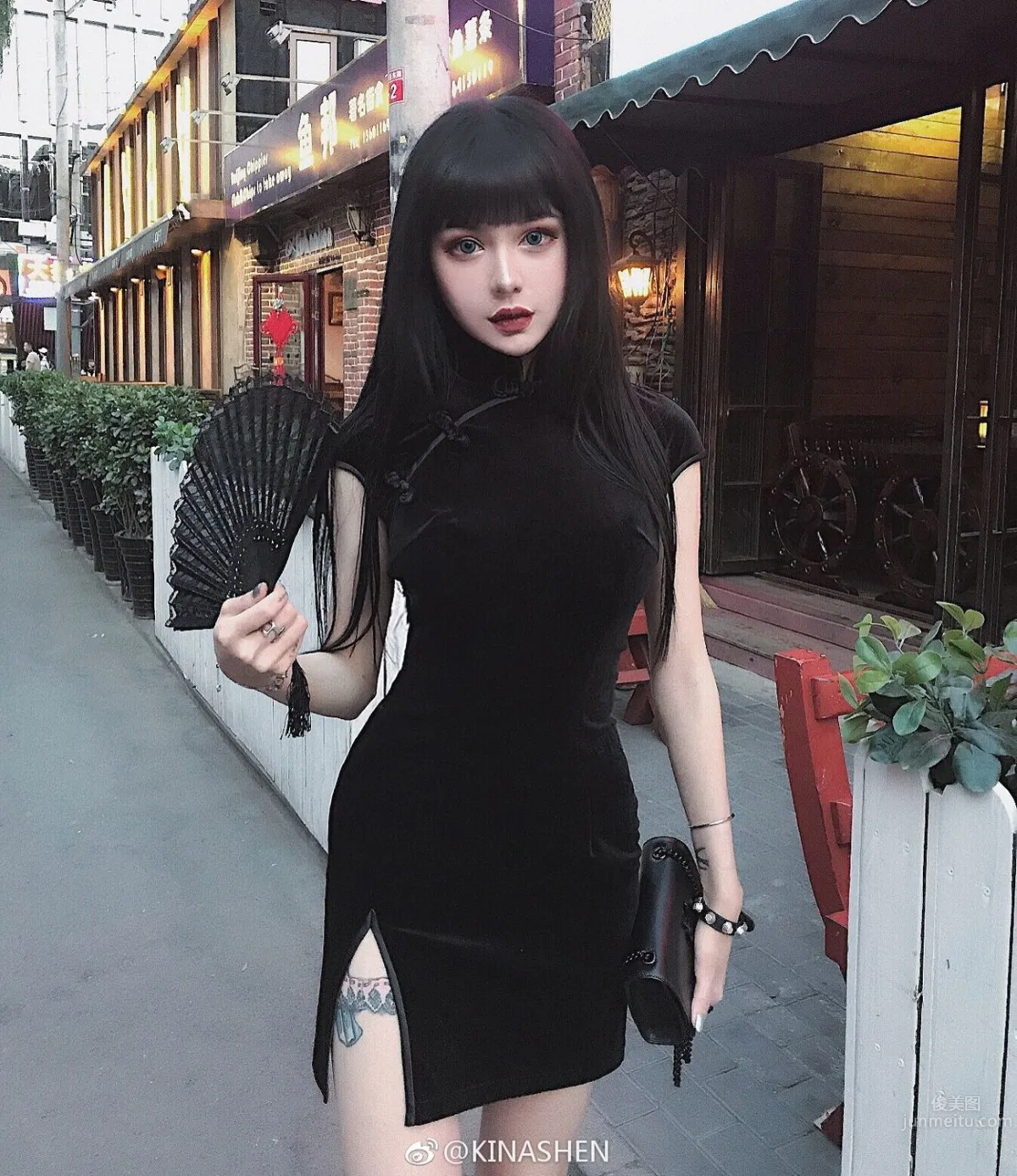 東方妹子Kina Shen 獨特的黑暗系芭比 5