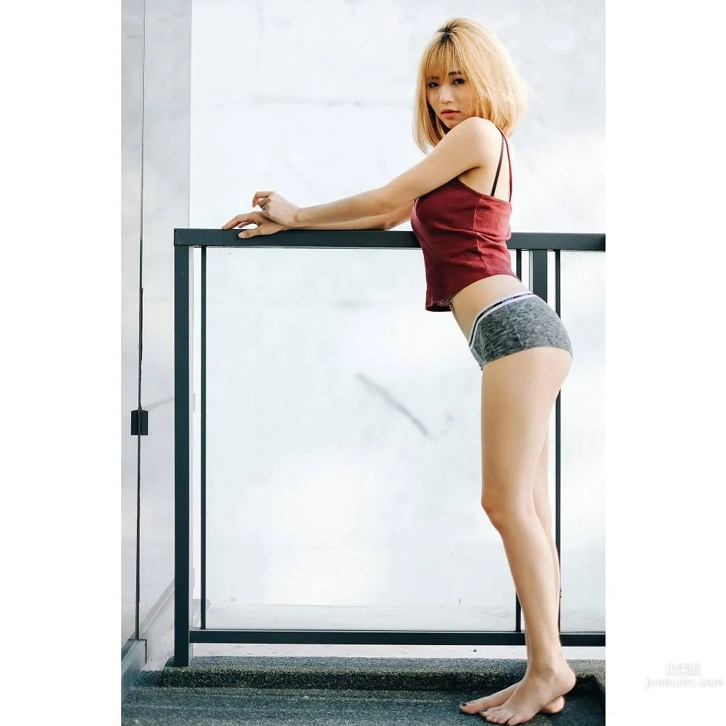 大馬蘿莉Sylvia Tan 小隻馬也有好身材 46