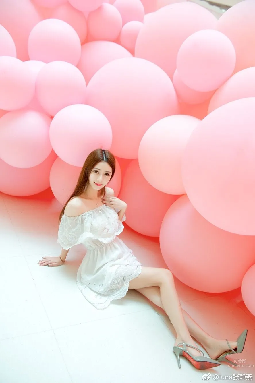 摩羯美眉張靜燕 微博私房定制寫真 4