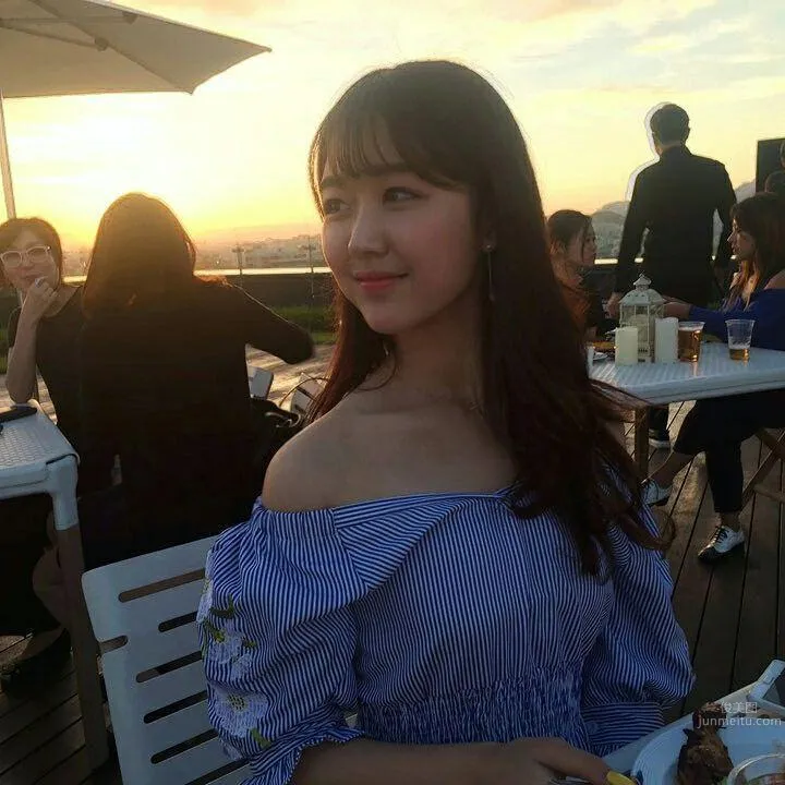 韓國天使韓智潤 清純無比的私房照 15
