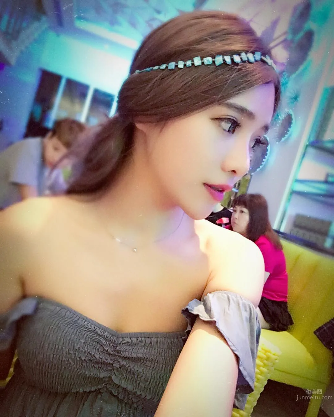 實踐大學正妹Candy Liu 亮麗氣質姣好身材 18