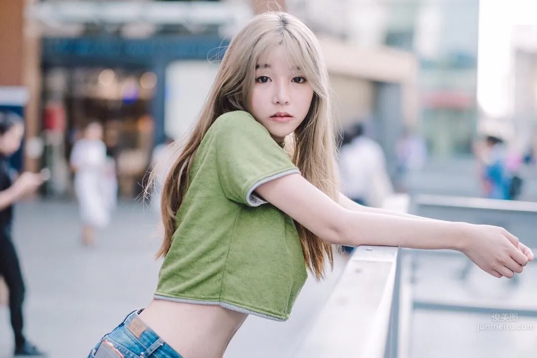泰国美女Chatrawee Sukmongkonchai私房照_24