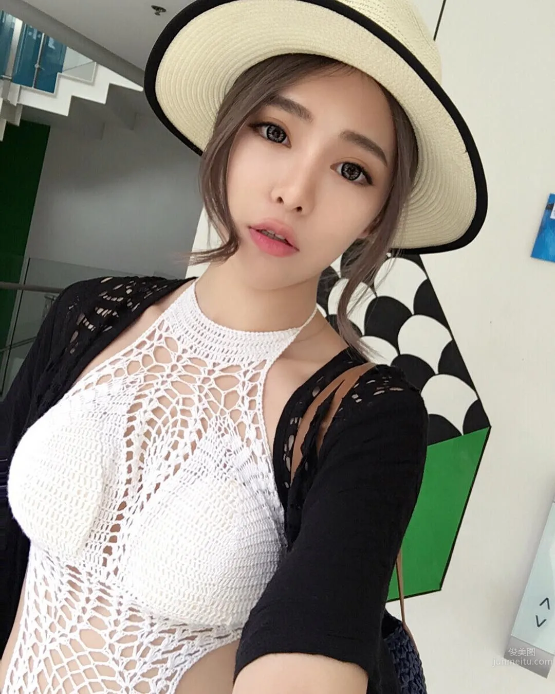 實踐大學正妹Candy Liu 亮麗氣質姣好身材 21