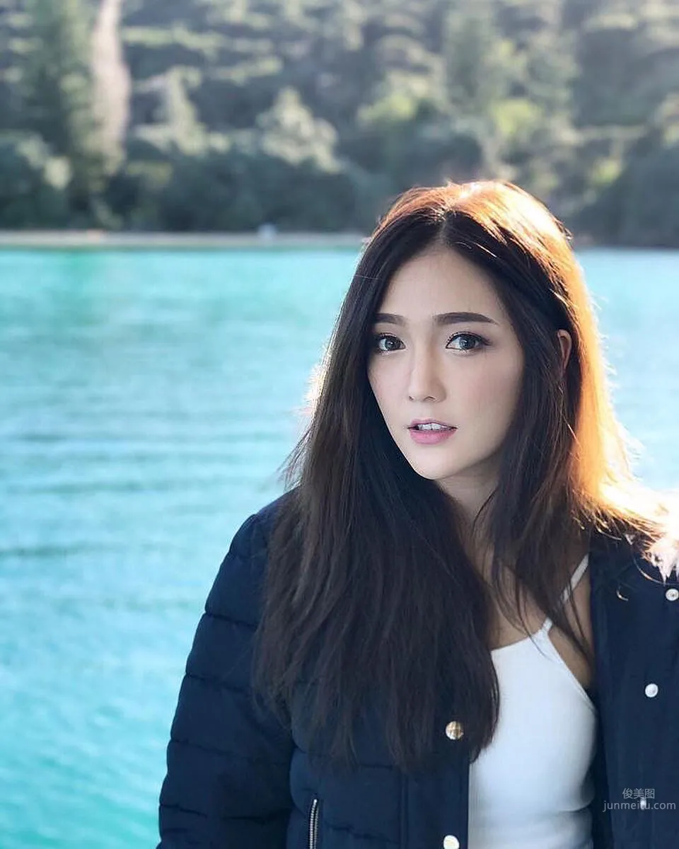 泰國正妹Rossarin甜美可人 超兇比基尼讓人浮想聯翩 37