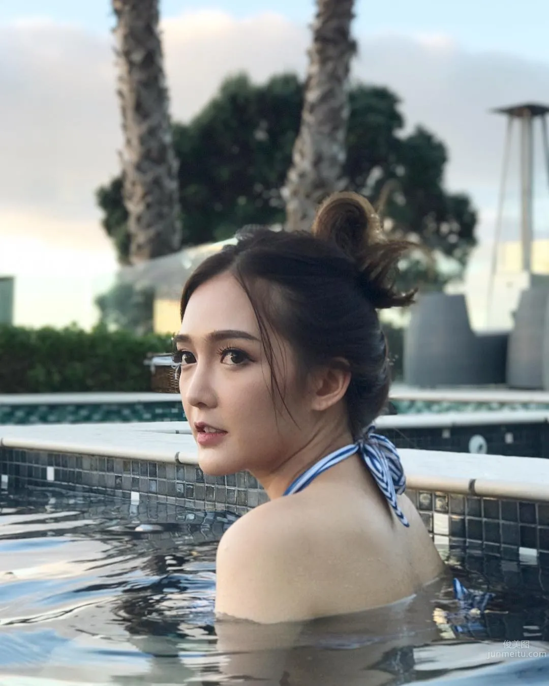 泰國正妹Rossarin甜美可人 超兇比基尼讓人浮想聯翩 36