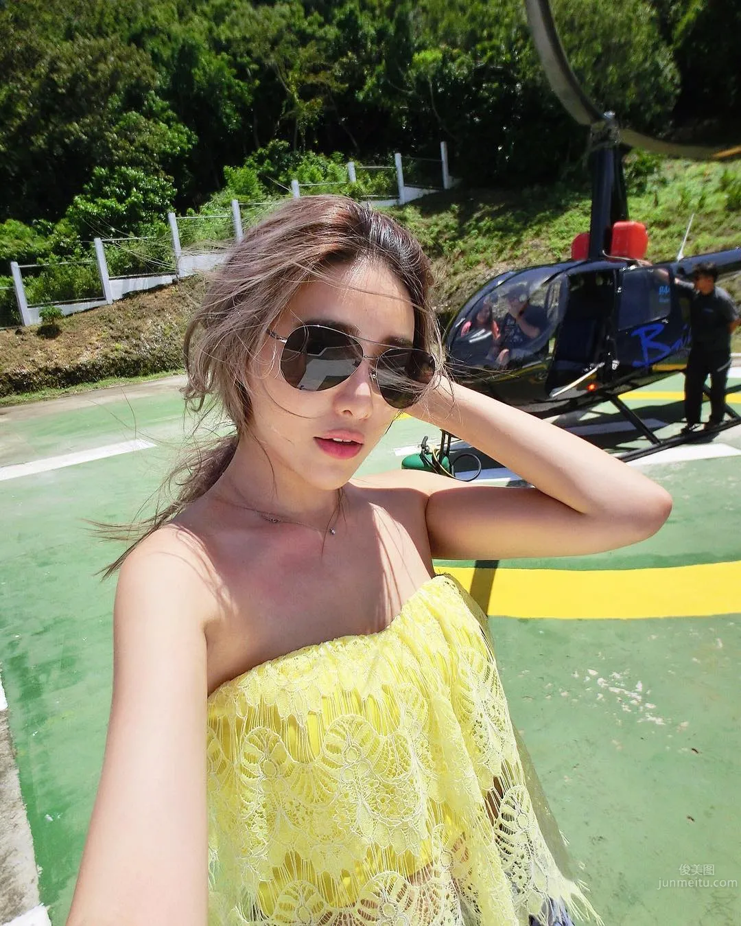 實踐大學正妹Candy Liu 亮麗氣質姣好身材 24