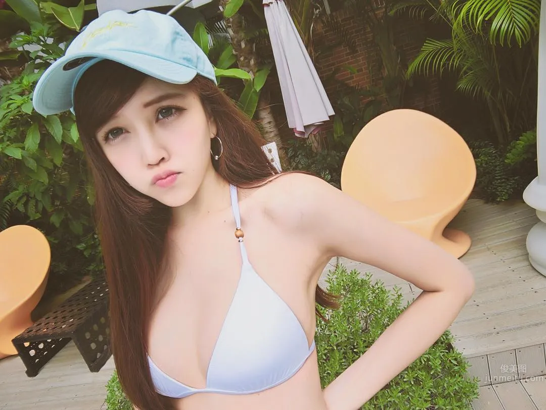 長腿正妹Kate譚凱芸 養眼比基尼解放好身材 4